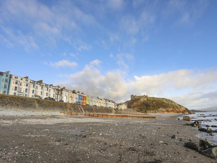 Llwyn, Criccieth, Gwynedd