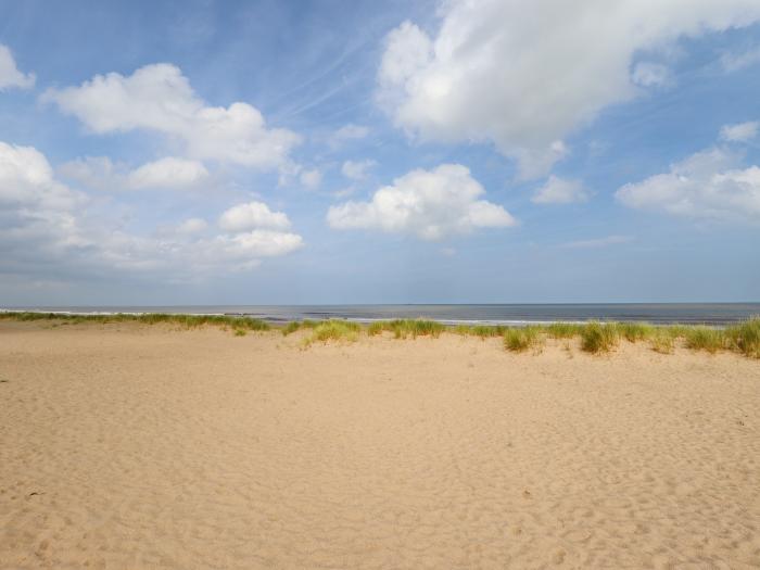 Sanderlings Cottage, Sutton-On-Sea