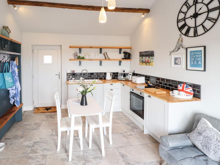 Wagtail Cottage, Sutton-On-Sea