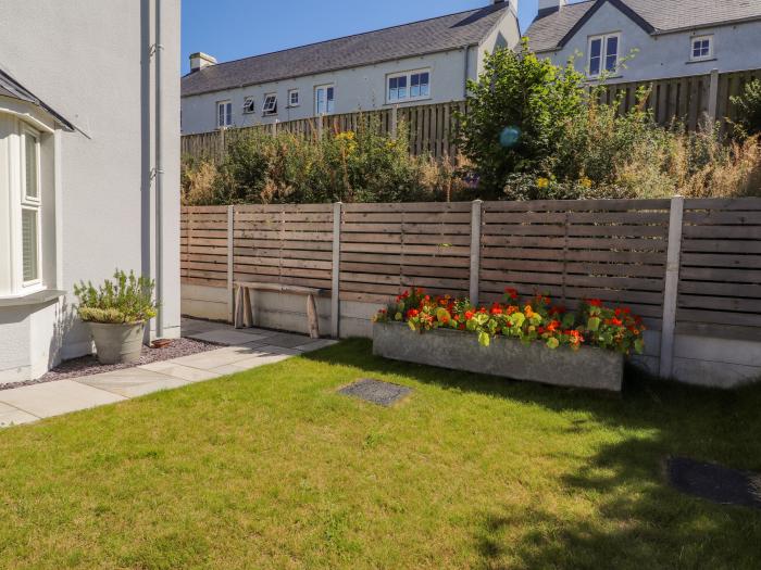 5 Llain Yr Eglwys, Newport, Pembrokeshire