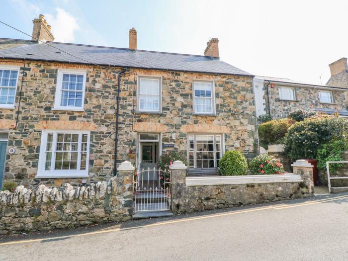 1 Bank Terrace, Newport, Pembrokeshire