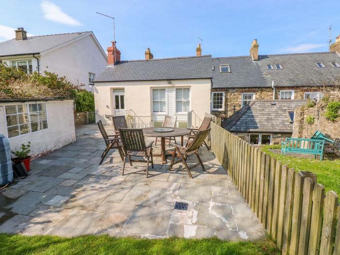 1 Bank Terrace, Newport, Pembrokeshire