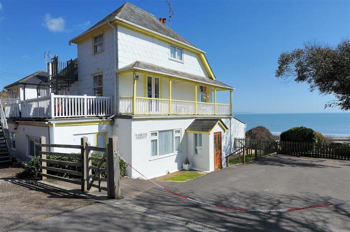 2 Harbour Heights, Lyme Regis