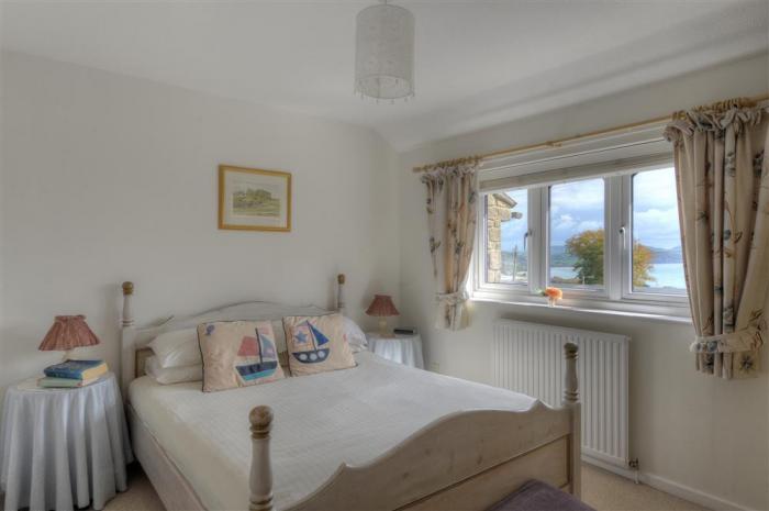 2 Kersbrook Gardens, Lyme Regis