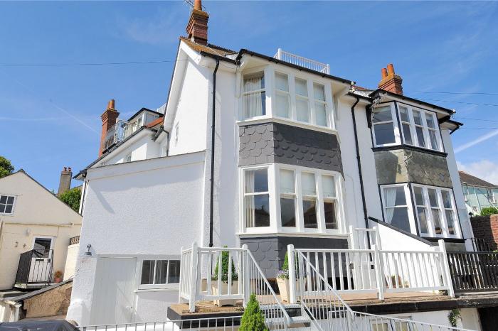 2 Hadleigh Villas, Lyme Regis