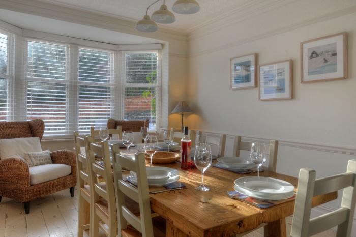 2 Hadleigh Villas, Lyme Regis