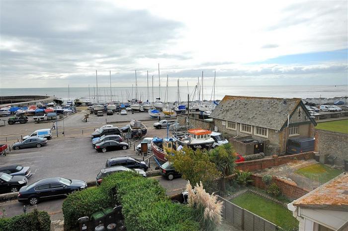 Halyards, La Casa, Lyme Regis