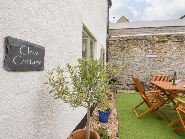 Cleve Cottage, Lyme Regis