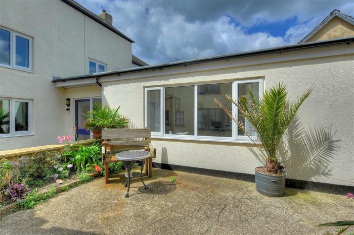 Rona Cottage, Lyme Regis