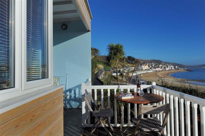 1 Wellhayes, Lyme Regis