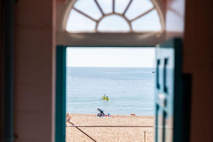 2 Beach Way House, Lyme Regis