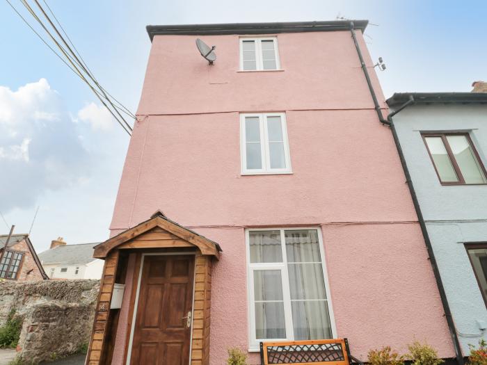 The Old Lighthouse Cottage, Watchet