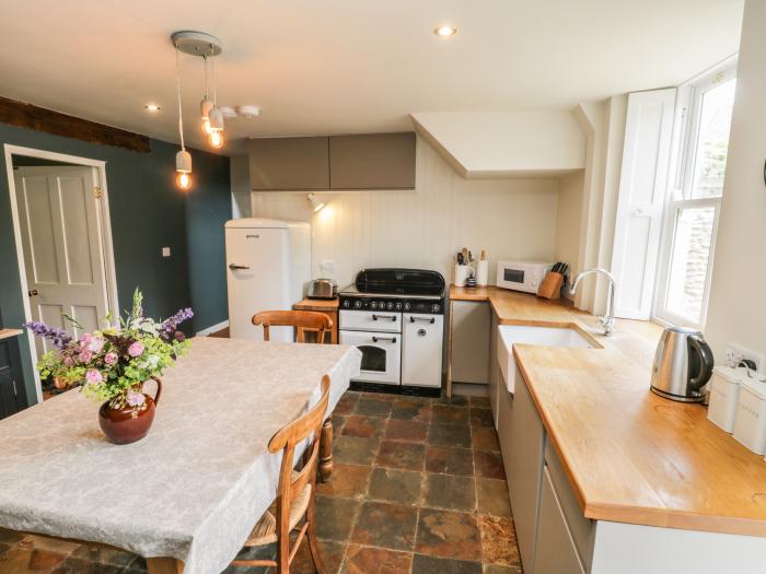 Snowdrop Cottage, Brompton-By-Sawdon