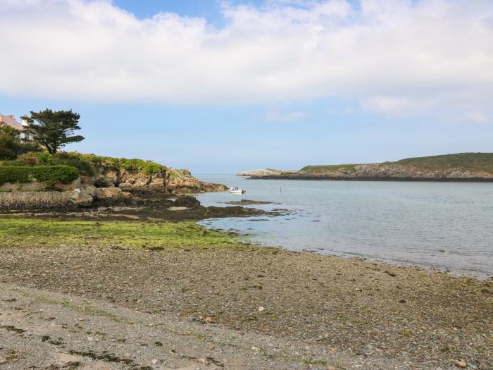 Gorphwysfa, Cemaes Bay