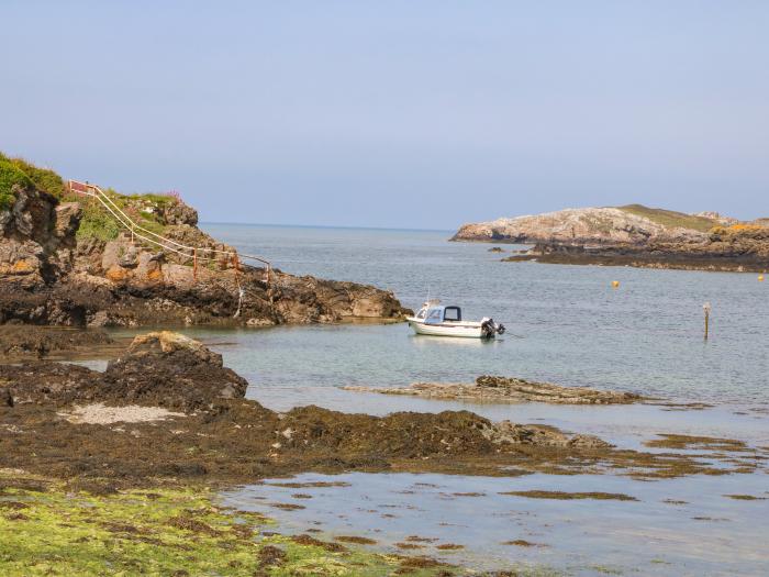 Gorphwysfa, Cemaes Bay