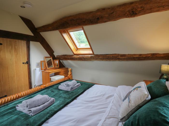 Penarth, Cregrina, near Builth Wells, Powys, in Wales. Hot tub. Smart TV. Woodburning stove. Parking