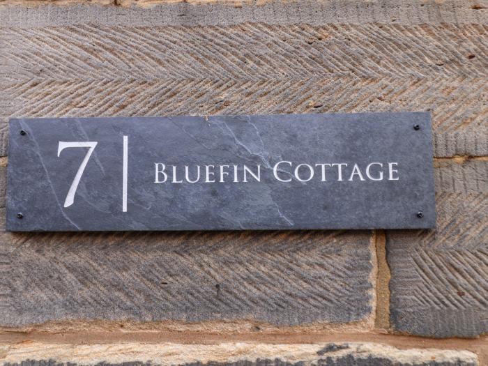 Bluefin Cottage, Whitby, North Yorkshire. 2-bedrooms. Beach nearby. Enclosed courtyard and Smart TV.