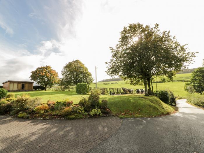 Whiteside Cottage, Darvel