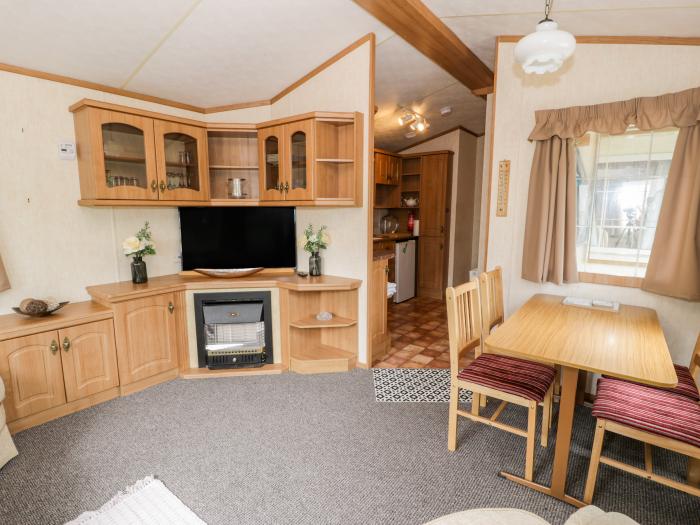 Grange Caravan, Llangollen