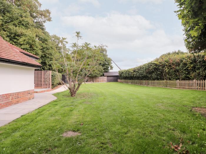 Barn Hoppitt Lodge, Chingford