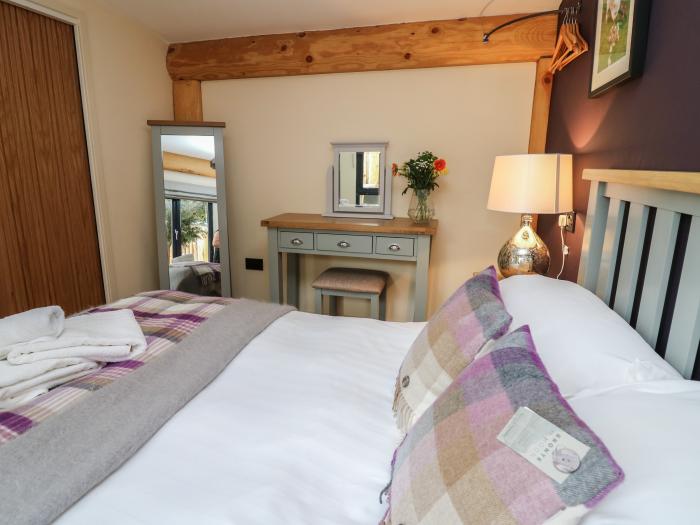 Daffodil, in Llangadfan, Powys, Wales. Off-road parking. Private gravelled area. Near National Park.