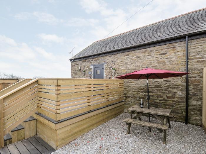 Owl Barn, St Keyne near Duloe, Cornwall, a country barn conversion, close to the coast