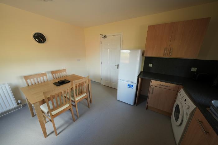 21 Eamont Park, Penrith, Cumbria. 2 bedrooms. Pet-free. Off-road parking. Close to the Lake District