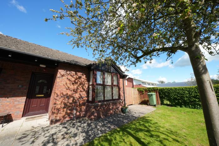 21 Eamont Park, Penrith, Cumbria. 2 bedrooms. Pet-free. Off-road parking. Close to the Lake District