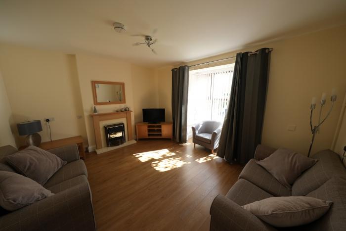 21 Eamont Park, Penrith, Cumbria. 2 bedrooms. Pet-free. Off-road parking. Close to the Lake District