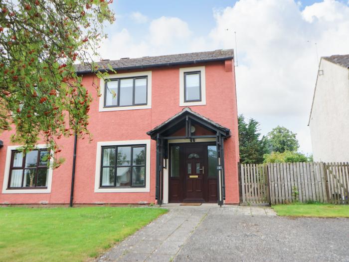 9 Eamont Park, Penrith. 3 beds in 2 bedrooms. Garden. Off-road parking. Close to the Lake District.