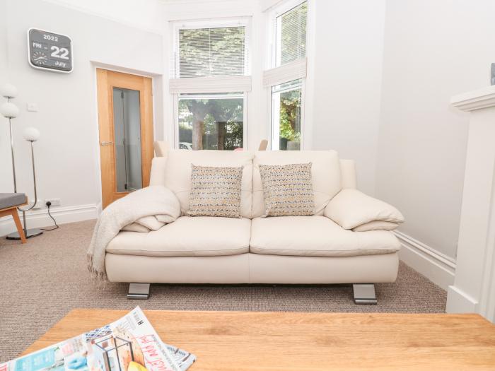 Flat 1 Byfield, Torquay