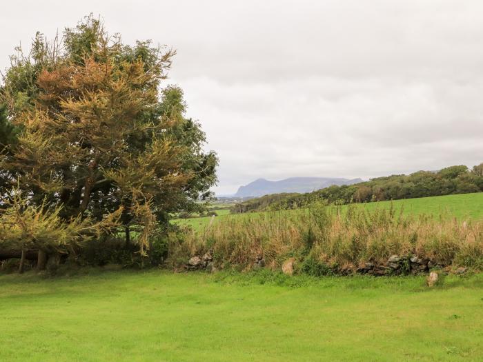 Bryn Odl Bach, Tudweiliog