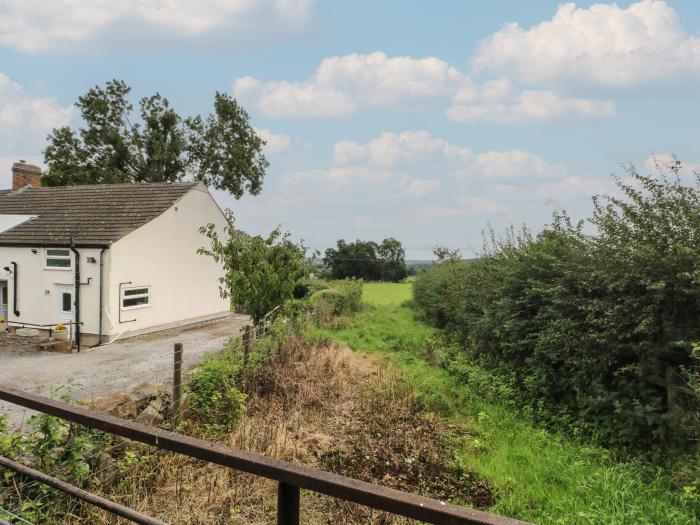 Bryn Celyn, in Nercwys near Mold, Flintshire. Near a National Park. Countryside views. Pet-friendly.