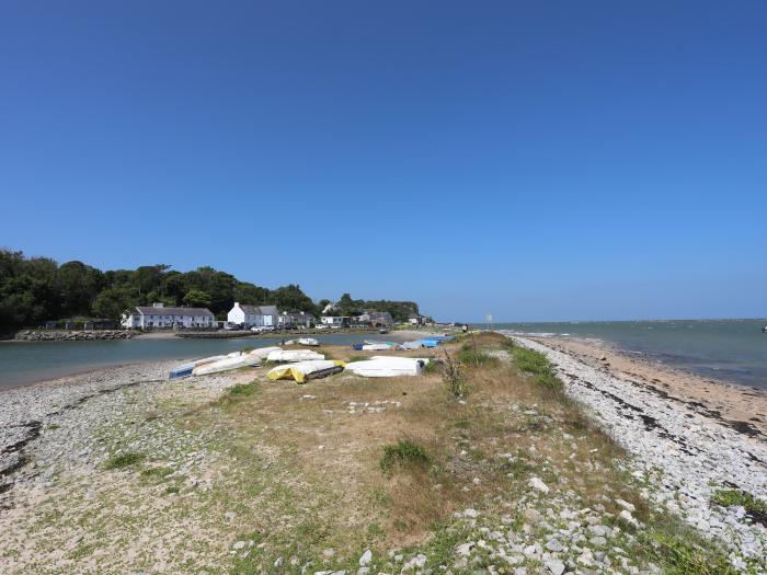 Frongoch Cottage near Pentraeth, Anglesey. Two-bedroom cottage enjoying sea views. Woodburning stove