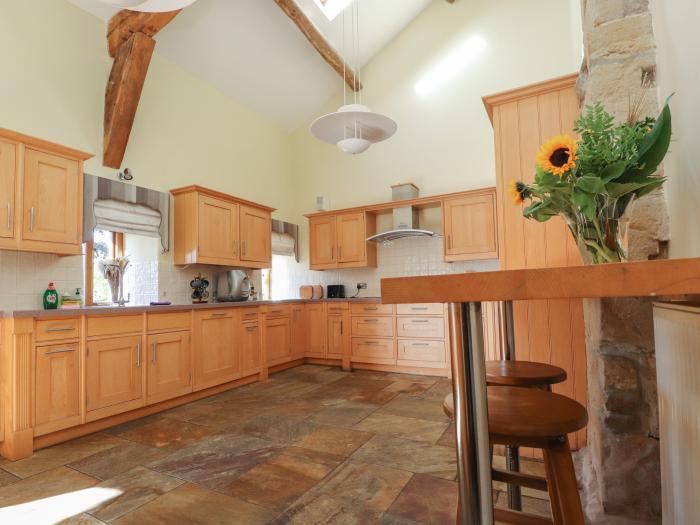 Grains Barn Farm, Fence, Lancashire. Close to amenities. Smart TV. Woodburning stove. Large. Garden.