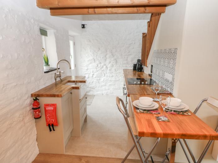 Buzzard Cottage, Broad Haven