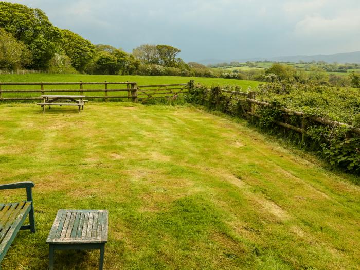 Henllys Lodge, Newport, Pembrokeshire