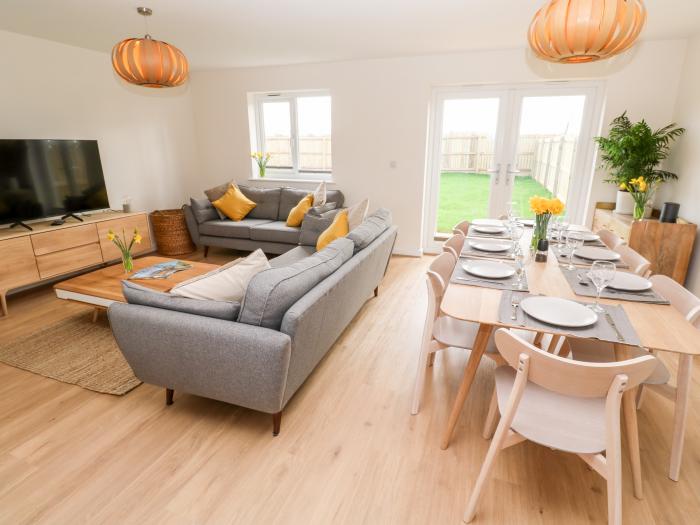 The Bright House in St Columb Major, Cornwall, family-friendly, contemporary, enclosed garden, 4 bed