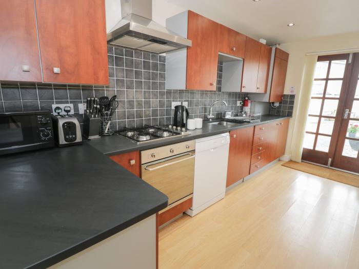 Whistle Stop Apartment, Porthmadog