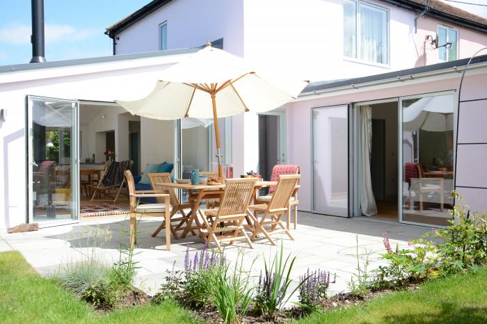 2 Pink Cottages, Aldeburgh, Aldeburgh