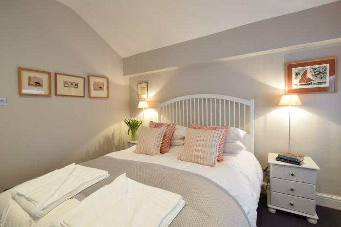 Regatta Lookout, Aldeburgh (sleeps 4), Aldeburgh