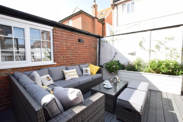 Regatta Lookout, Aldeburgh (sleeps 4), Aldeburgh