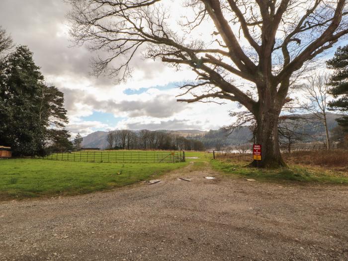 The Croft near Keswick, Cumbria, hot tub, barbecue, ground-floor living, off-road parking for three.