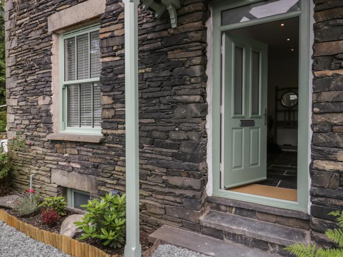 Rose Cottage, Ambleside, Cumbria. Close to local amenities. Woodburning stove. Riverside. Four beds.