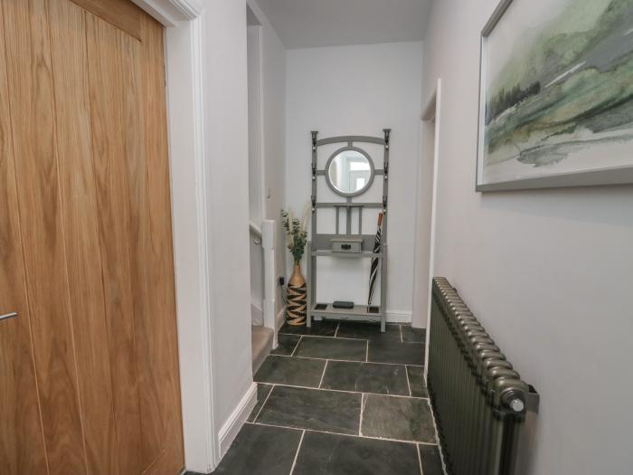 Rose Cottage, Ambleside, Cumbria. Close to local amenities. Woodburning stove. Riverside. Four beds.