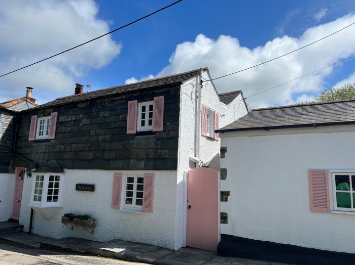 Boskewys, Rock, Cornwall, family-friendly, close to amenities and beach, summerhouse, pet-free, 3bed