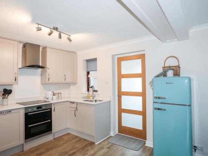 240 Cae Du, Abersoch, Smart TV, open-plan living, woodburning stove, off-road parking for one car.