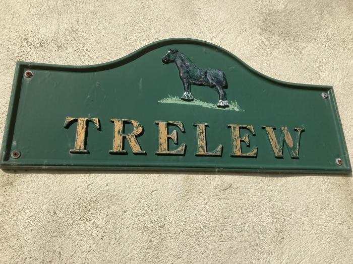 Trelew, Newport, Pembrokeshire