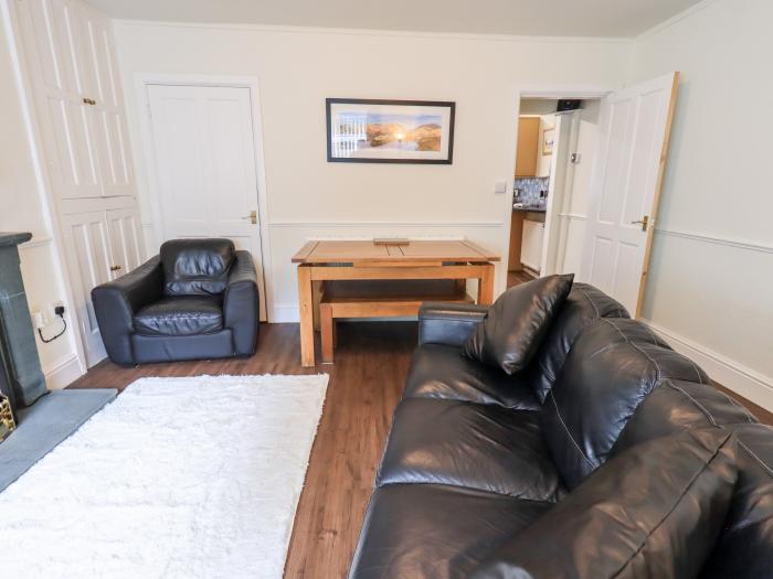 6 Calgarth View, in Windermere, Cumbria. Amenities nearby. Off-road parking. Pet-friendly. Smart TV.