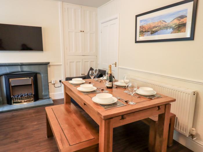 6 Calgarth View, in Windermere, Cumbria. Amenities nearby. Off-road parking. Pet-friendly. Smart TV.